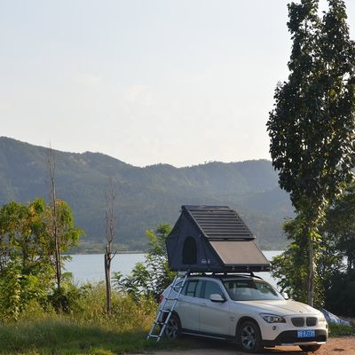 Scopri la tenda perfetta per quattro stagioni con tetto in alluminio e piattaforma di tetto